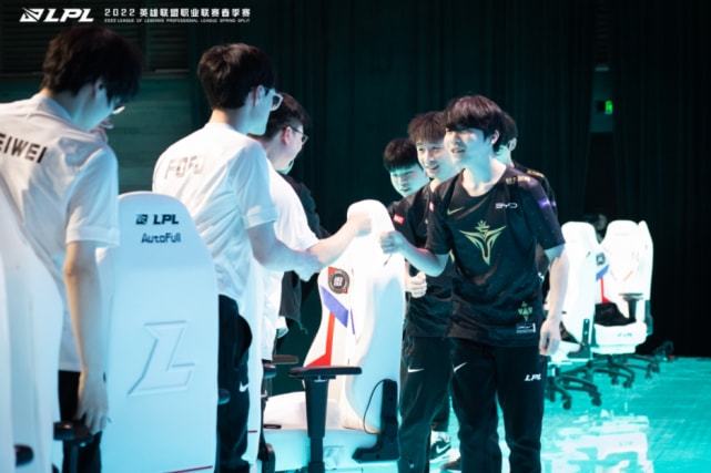 雷霆豪掷8 雷霆豪掷8